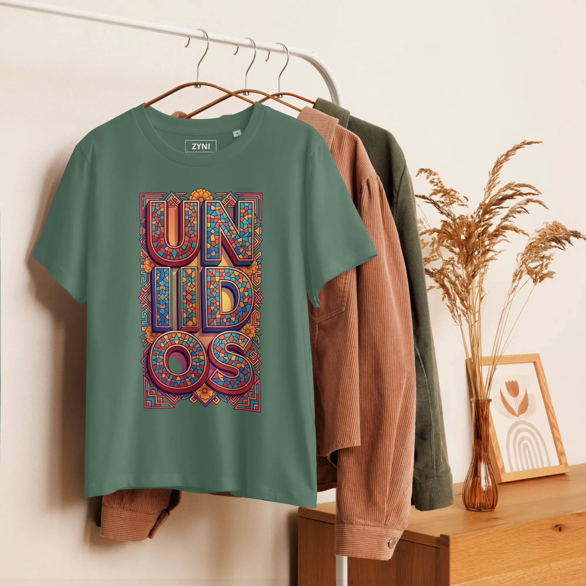 Women’s Unidos Mosaic Graphic t-shirt - Image 5